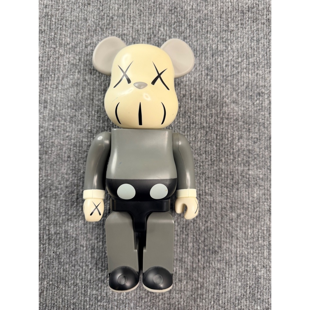 KAWS Medicom Toy Be@rbrick 400% Figure 2002 Grey Y2K Collectible Art